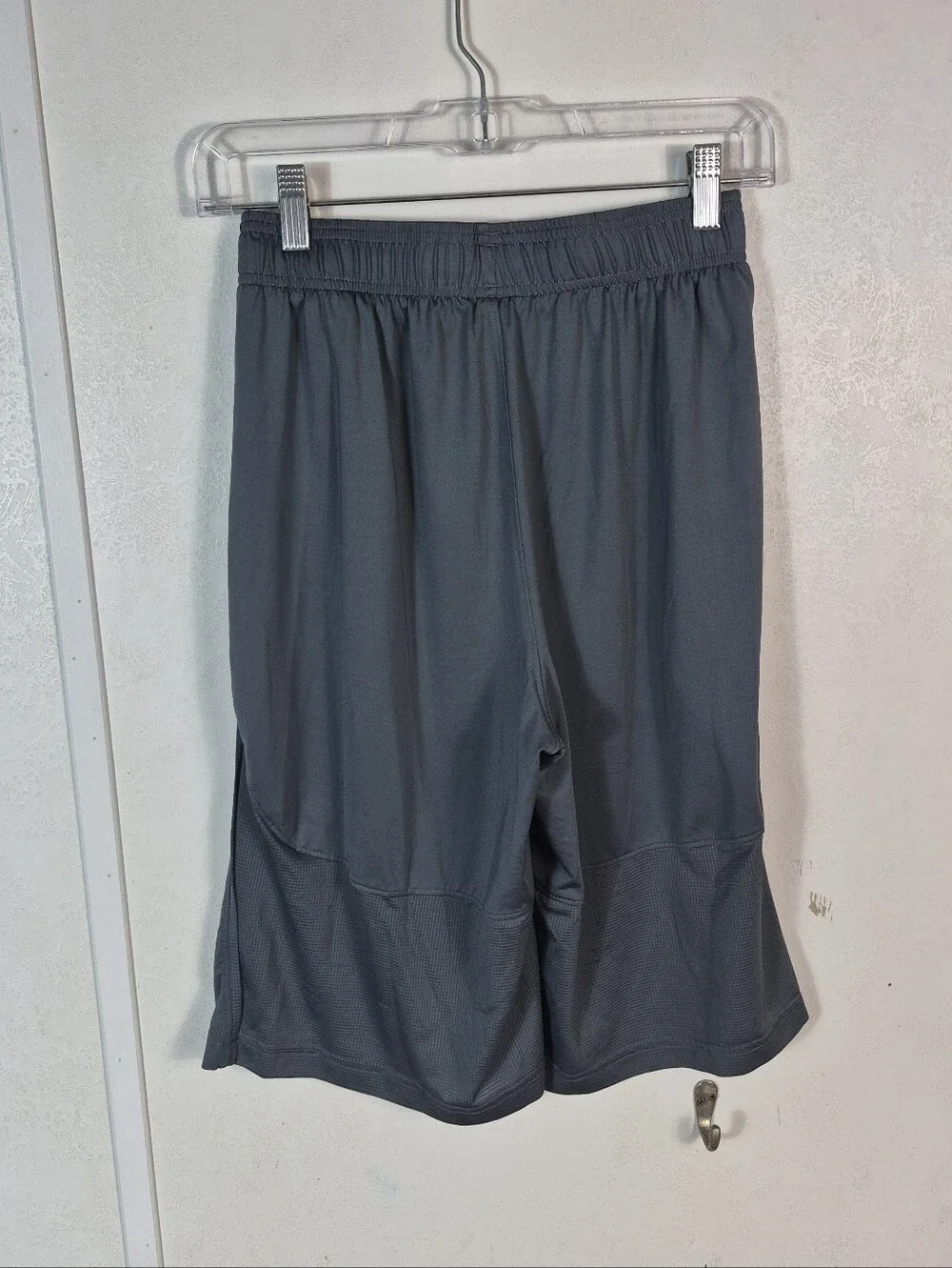 Under Armour Men's UA Raid 2.0 Shorts Pitch Gray Size Small Tall
